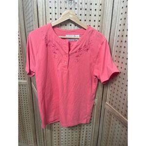 Jennifer Lauren Coral Pink Embroidered Short Sleeve Henley Top Women's Size M‎